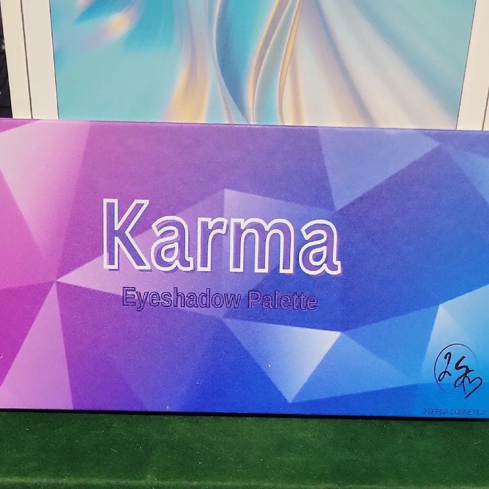 Karma Eyeshadow Palette 18 Colors New